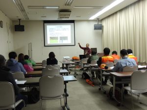 室内講義の様子