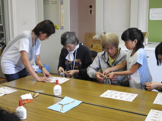 西興部村エゾシカエコツアー　シカ革　クラフト